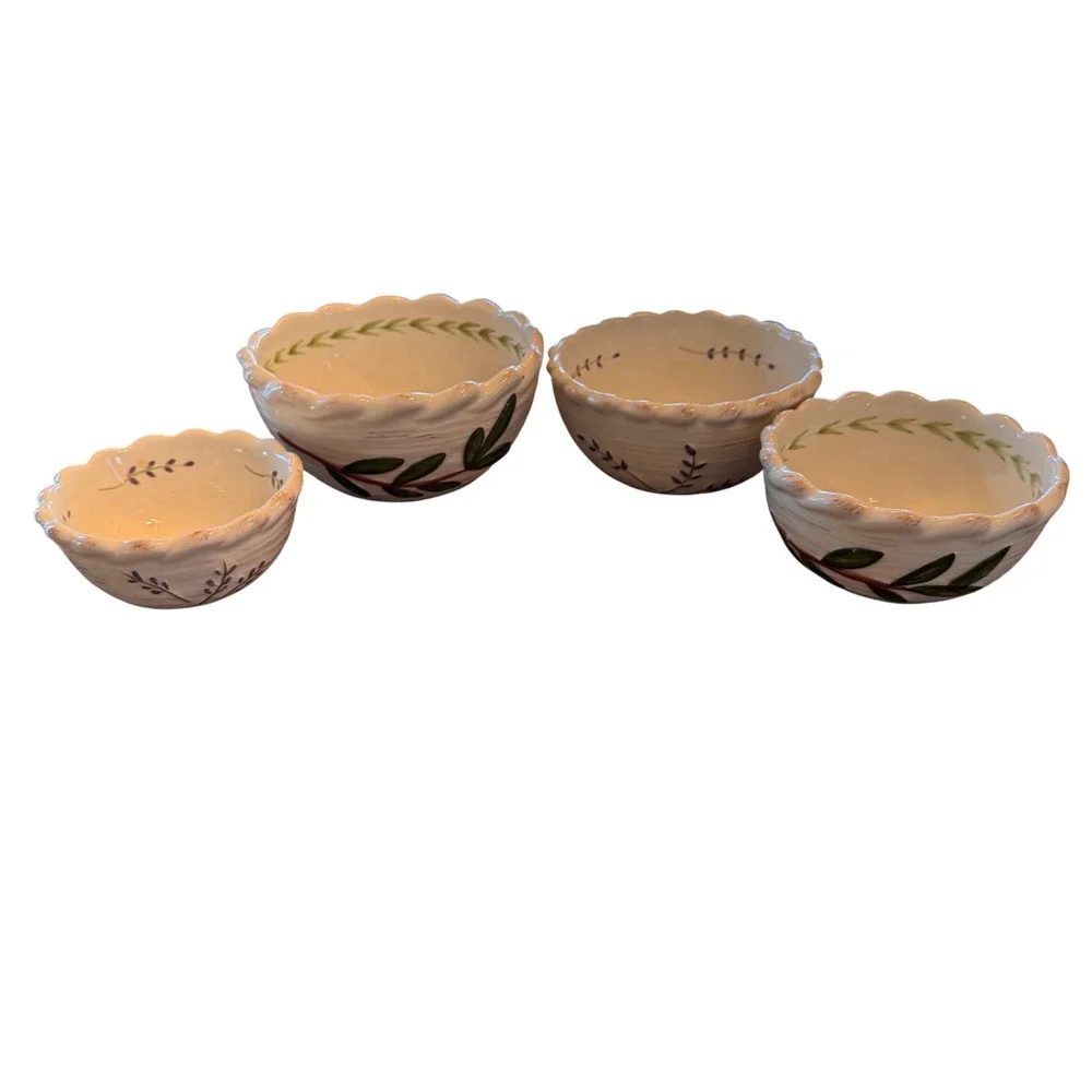 Set of 4 Ceramic Nesting Mixing Bowls Tuscan French Floral Design Scalloped Edge